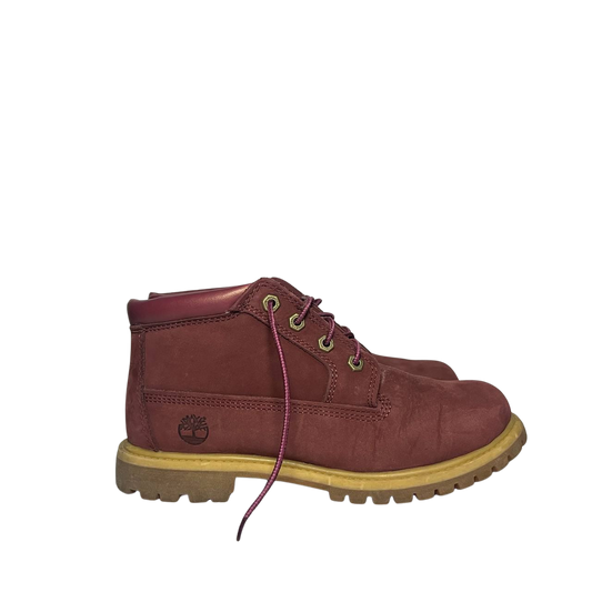 Timberland 8 Women midcut Nellie Chukka Boots