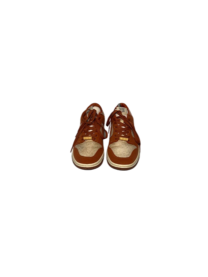 Nike Dunk Low SE {8}