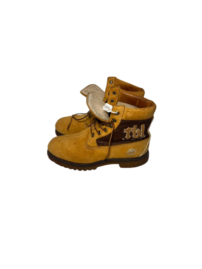 Timberland 9.5 Men's Spell-Out Premium 6-Inch Waterproof Boot