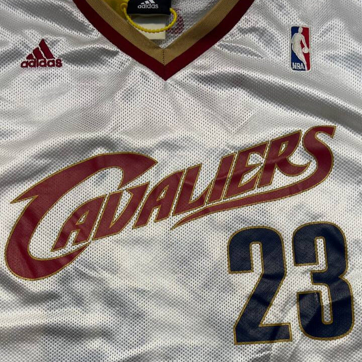 Adidas Cleveland Cavaliers James #23 Jersey XXL